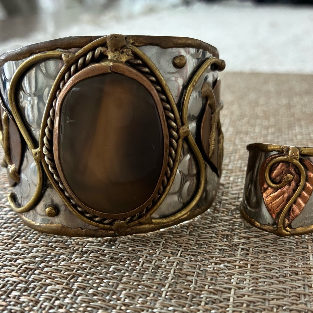 Elegant Gold and Silver Women's Jewelry Set